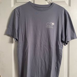 Vineyard Vines Men’s XS North Carolina Whale T-Shirt